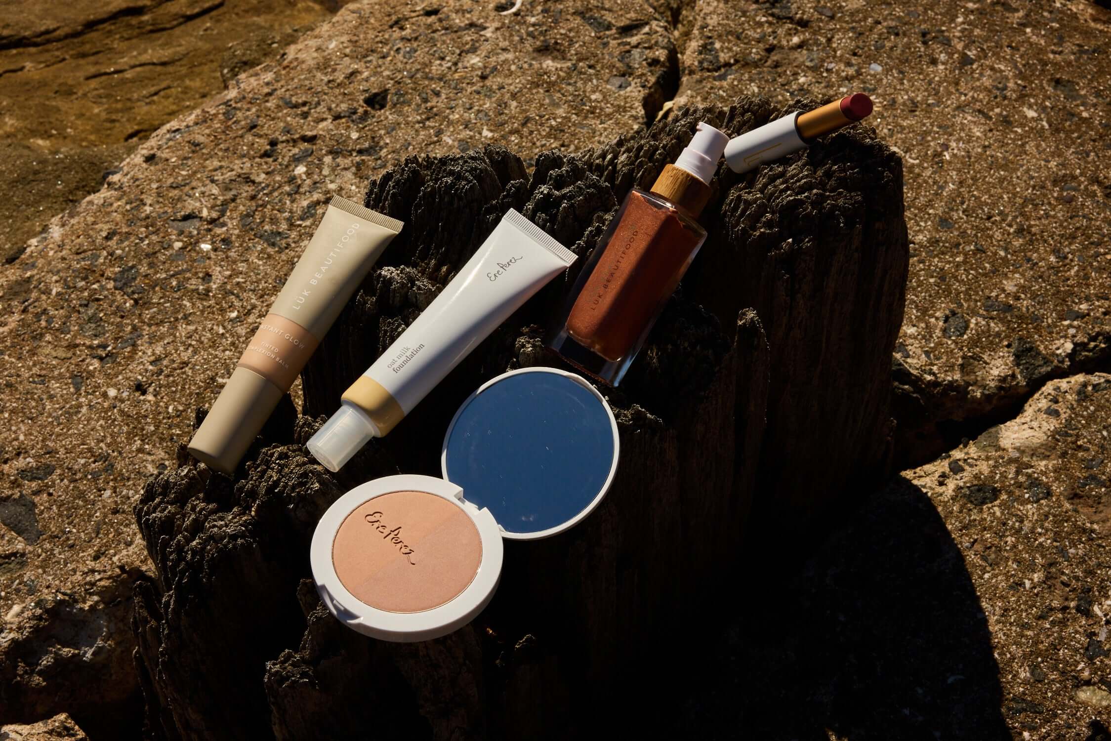 Clean and vegan makeup