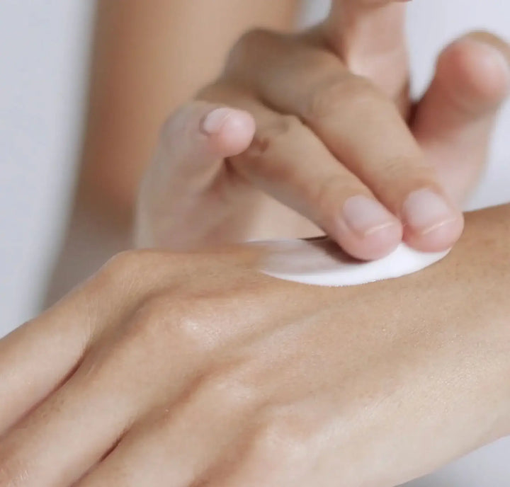 protect cleansing milk