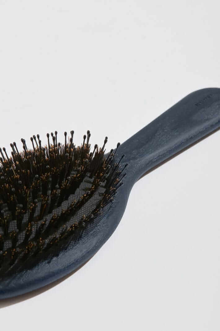 nuori revitalising hair brush small ocean