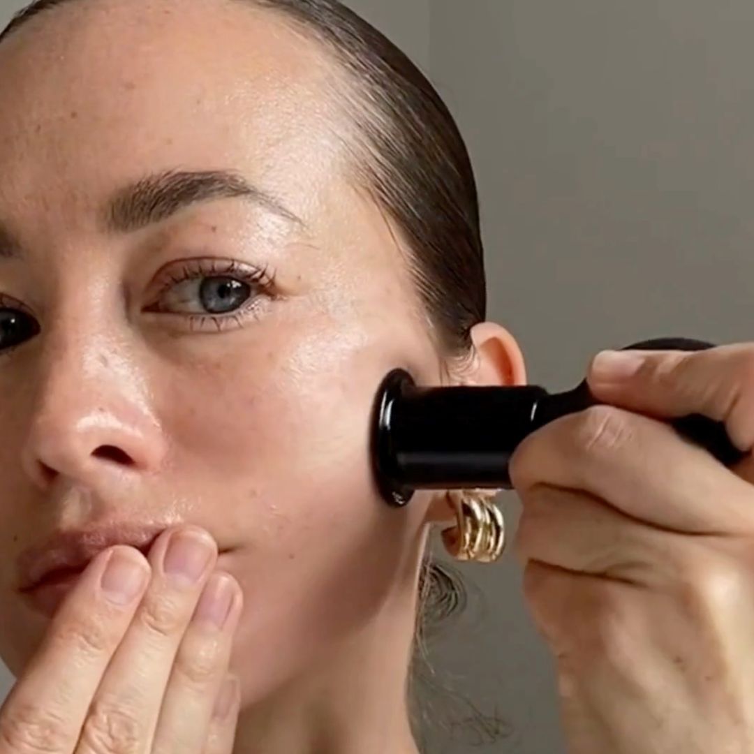 Facial cupping technique TWYG